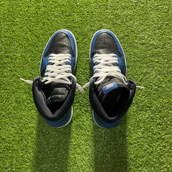 Jordan 1 Retro High OG 2022 Dark Marina Blue - Picture 4 of 10